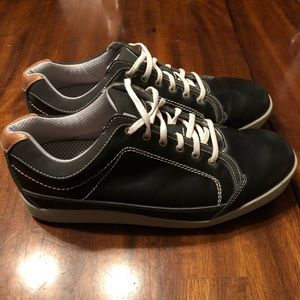 FootJoy Contour Casual Men’s Spikeless Golf Shoe